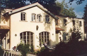 Umbau Kutscherhaus zu 3 Reihenhusern